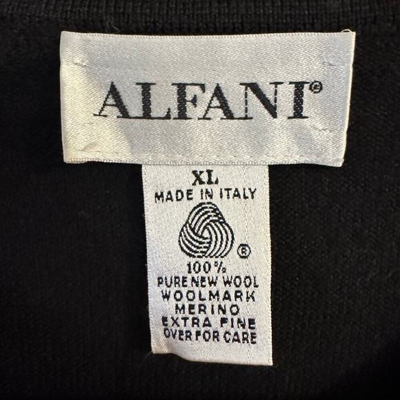 NWT Alfani Made in Italy Extra Fine Merino Wool V-Neck Men’s Sweater Black Sz XL - Picture 4 of 4